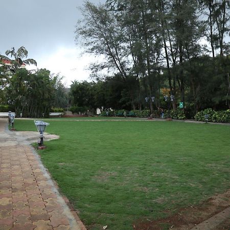 The Lagoona Resort Lonavala Esterno foto