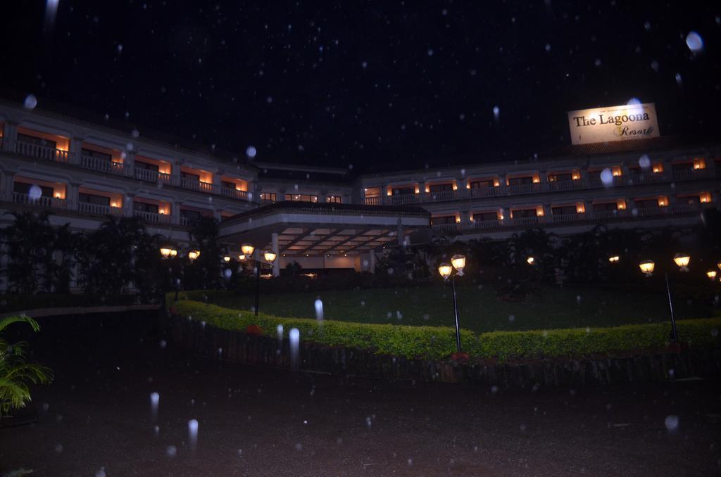 The Lagoona Resort Lonavala Esterno foto