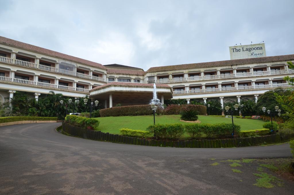 The Lagoona Resort Lonavala Esterno foto