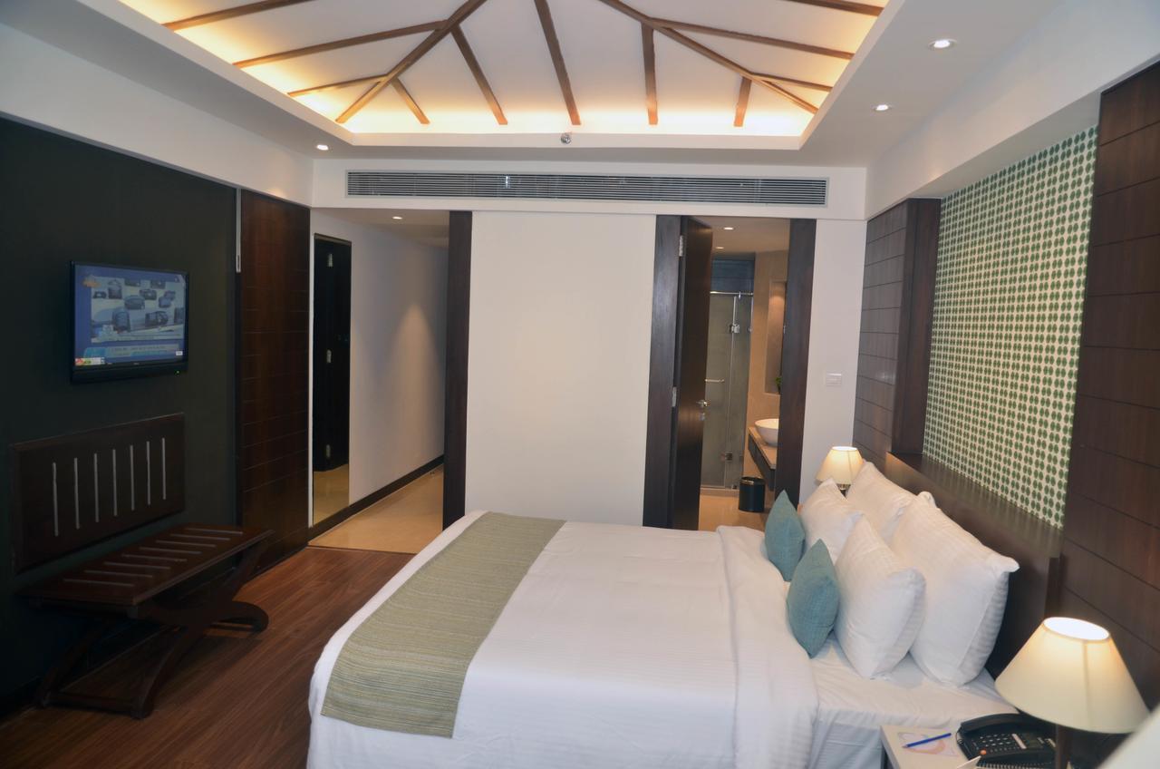 The Lagoona Resort Lonavala Esterno foto